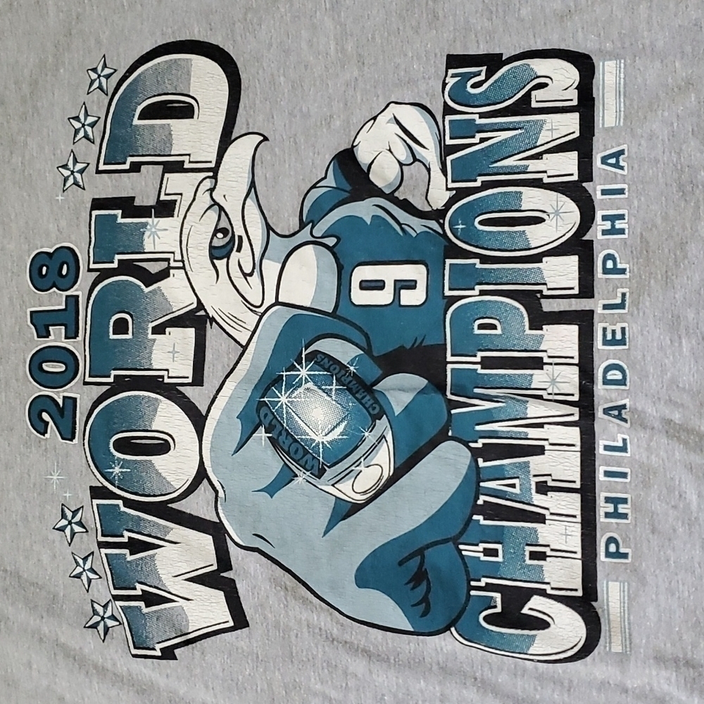 𝅺NFL Philadelphia Eagles 2018 NFC Champion tee Size Med